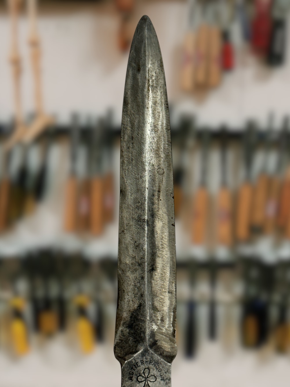 WWI French Astier-Prodon M1916 Fighting Knife Thiers Clover Mark Dagger-img-2