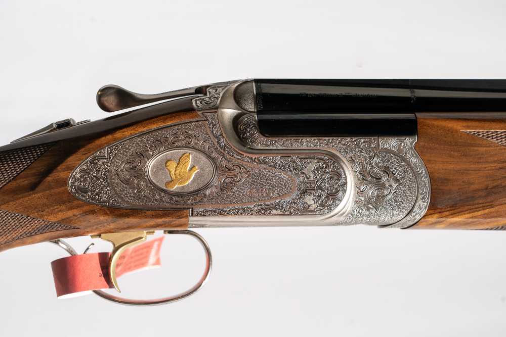 Caesar Guerini Invictus V Sporting Gold Specialist 12 GA 34 IN Adj Stock-img-2