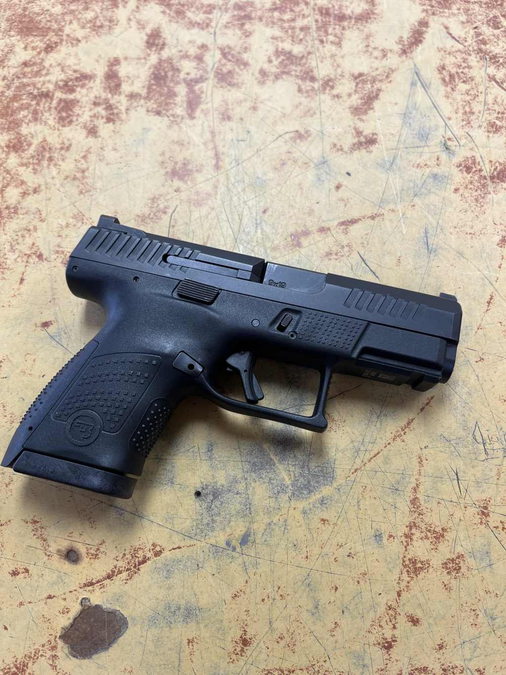 CZ P-10 S 3.5" bbl 9mm 12+1 - 95160-img-3