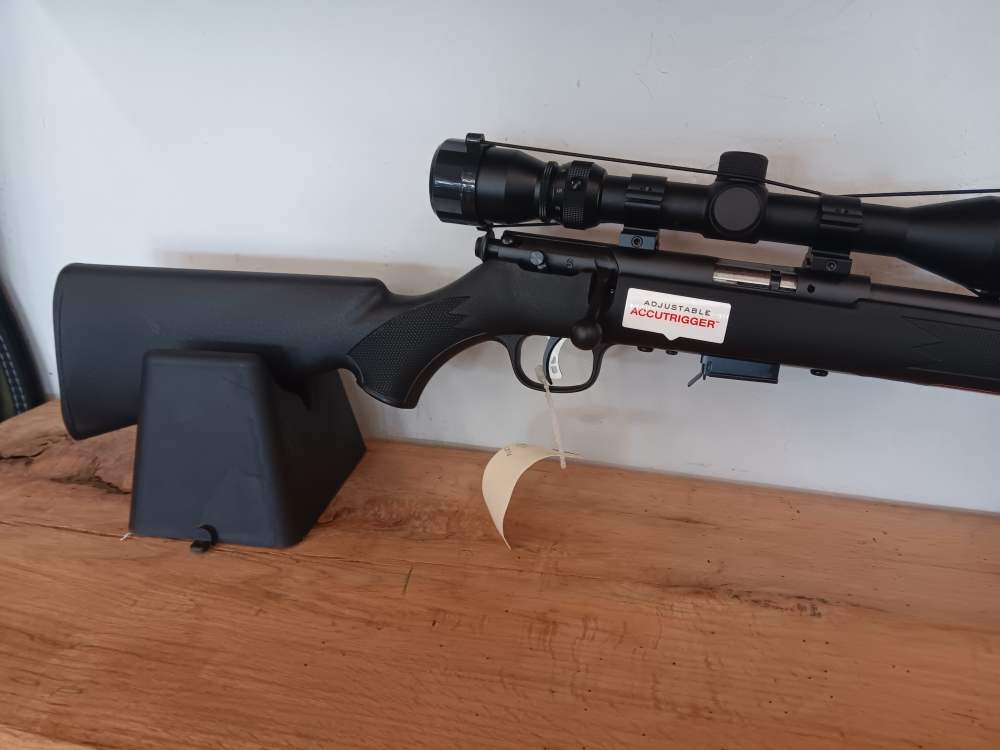 Savage 93 .22WMR 5rd Black-img-4