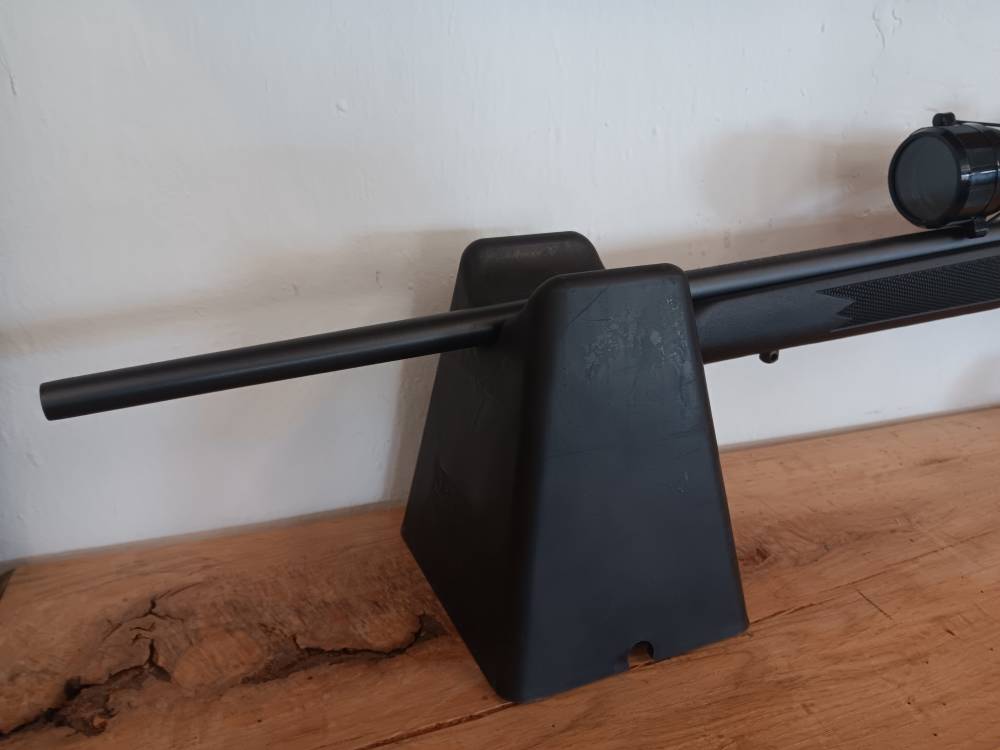 Savage 93 .22WMR 5rd Black-img-1