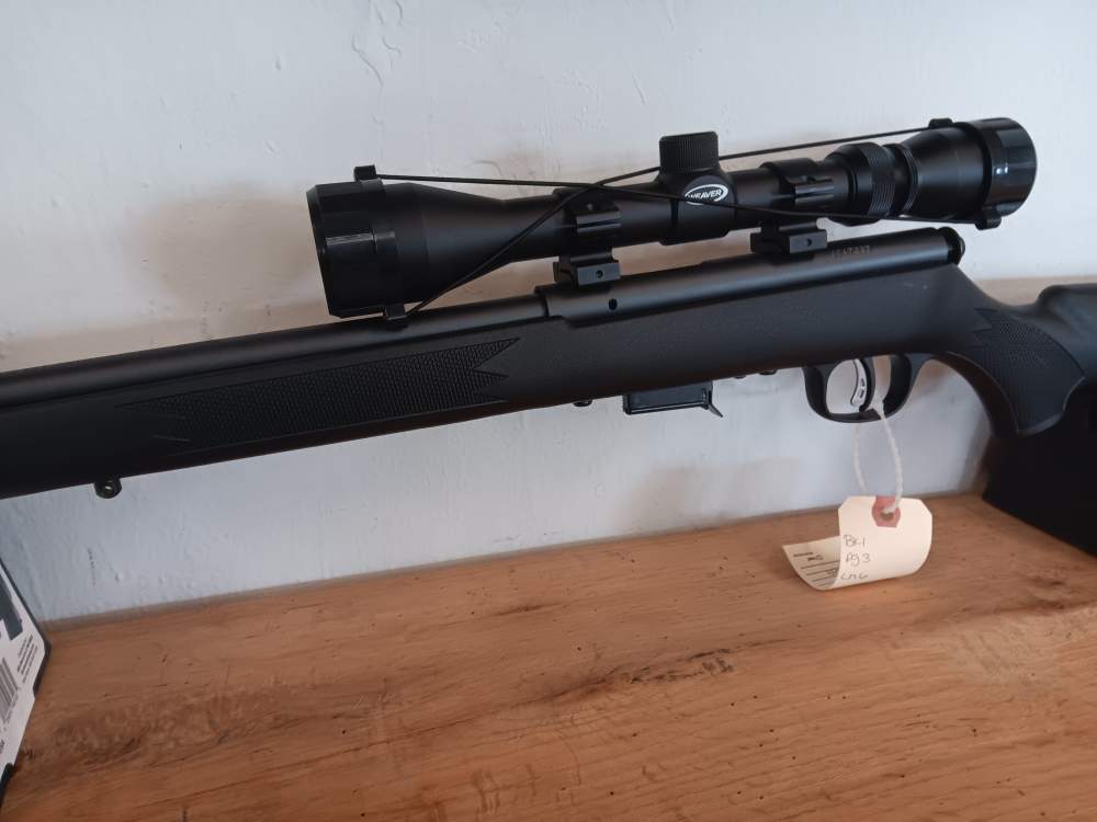 Savage 93 .22WMR 5rd Black-img-2