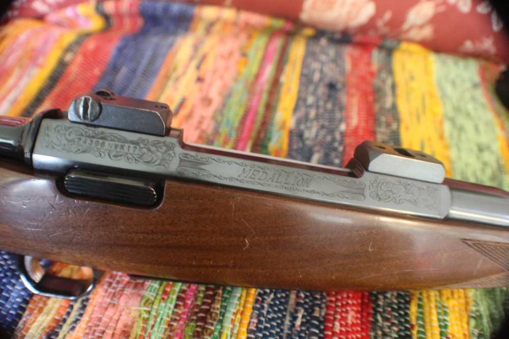 Browning A-Bolt Medallion 30-06 22" Bolt-Action Rifle Left Handed LH-img-41