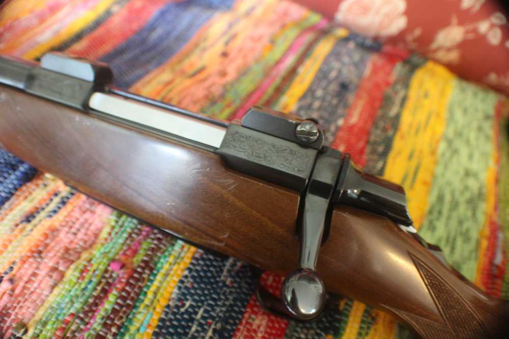 Browning A-Bolt Medallion 30-06 22" Bolt-Action Rifle Left Handed LH-img-12