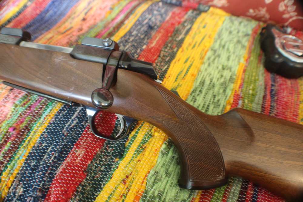 Browning A-Bolt Medallion 30-06 22" Bolt-Action Rifle Left Handed LH-img-11