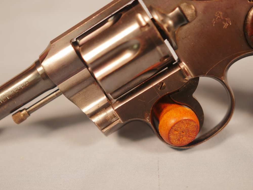 Colt Official Police 32-20 3.8" revolver in good shape, 1938 gun-img-4