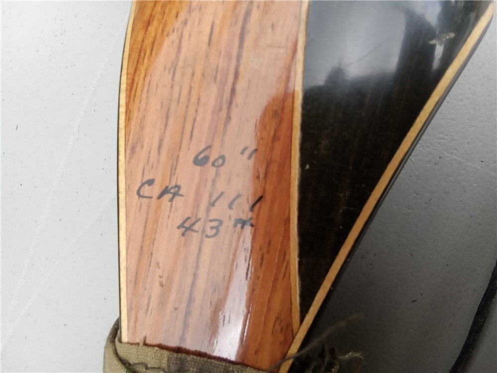 Wing Chaparrel 43# wooden recurve bow, deerskin quiver, 24 hunting arrows-img-1