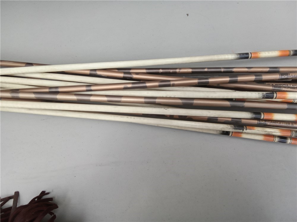 Wing Chaparrel 43# wooden recurve bow, deerskin quiver, 24 hunting arrows-img-27