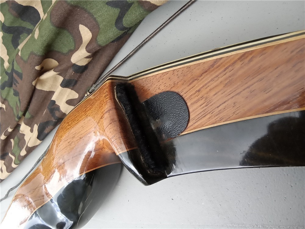 Wing Chaparrel 43# wooden recurve bow, deerskin quiver, 24 hunting arrows-img-13