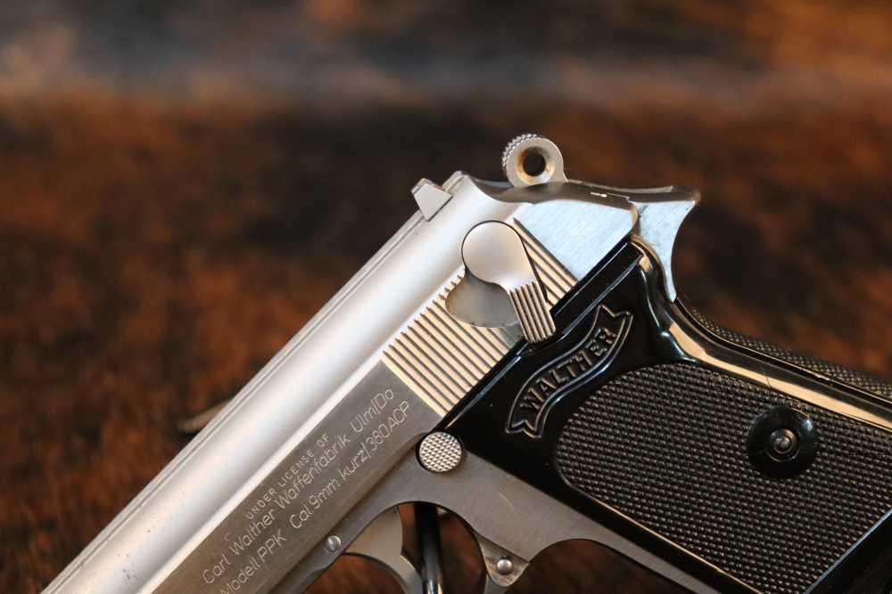 Walther PPK .380 ACP Semi Auto Pistol-img-2
