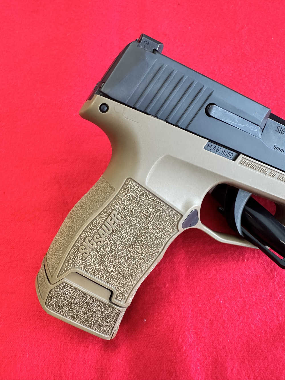 Sig Sauer P365 3.1” 2 Tone 9mm 12 Round Mag Orig Case-img-5