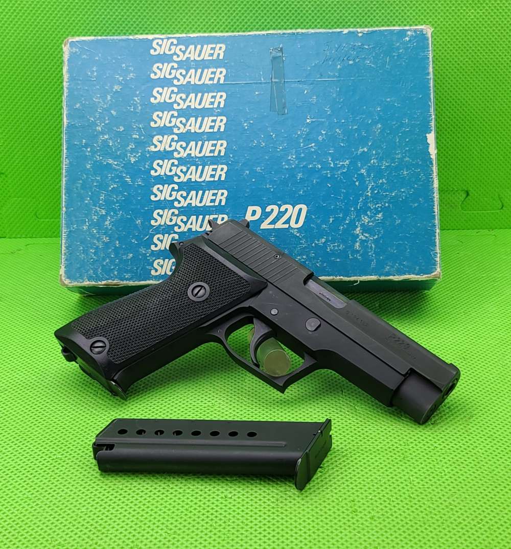 SIG SAUER P220 * 9MM * MADE IN WEST GERMANY * BORN 1982 ORIGINAL BLUE BOX-img-4