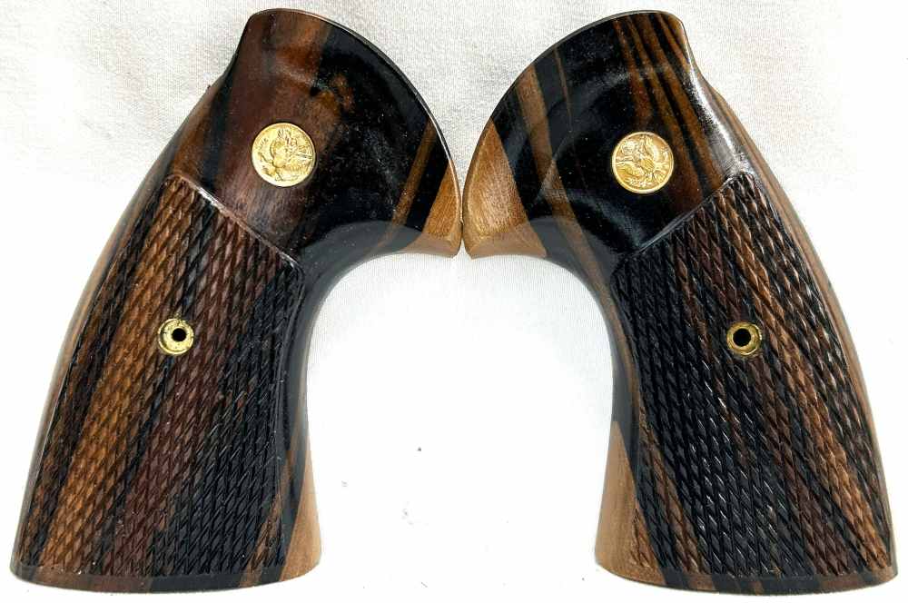 Custom Grips Colt E & I Frame - NEW - 22-img-0