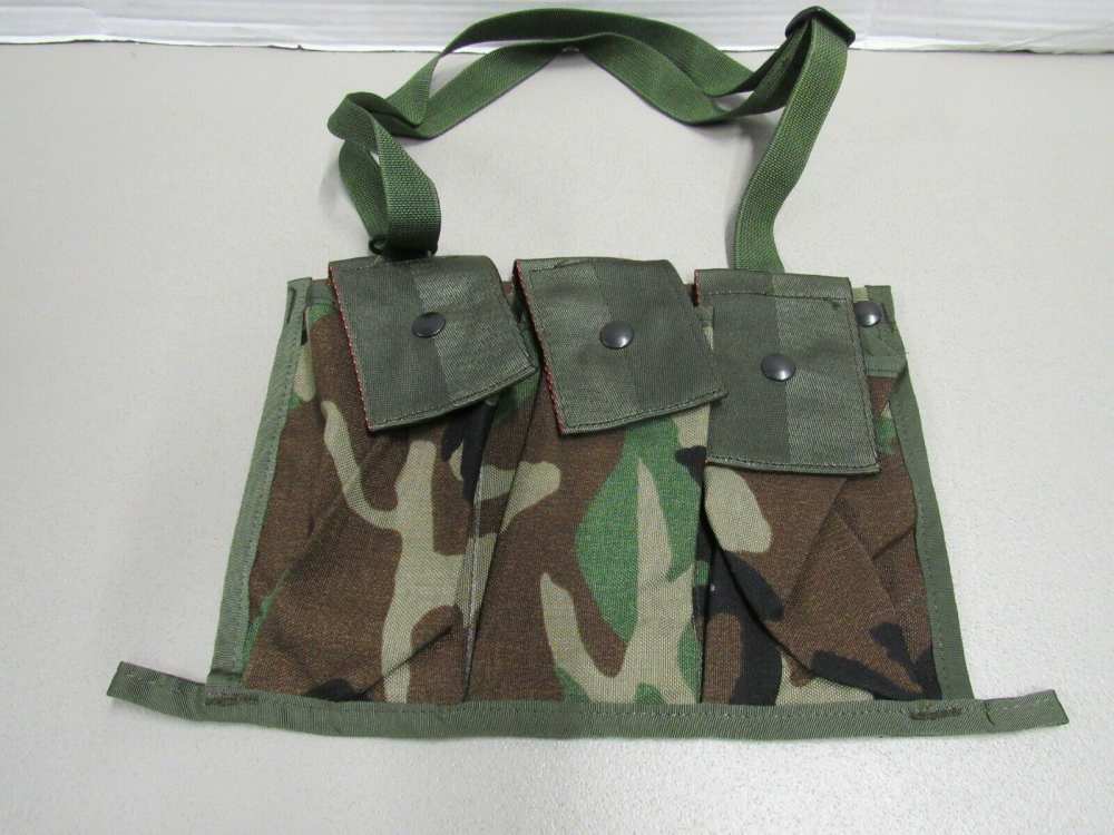 US MILITARY MOLLE II BANDOLEER AMMUNITION POUCH-img-0