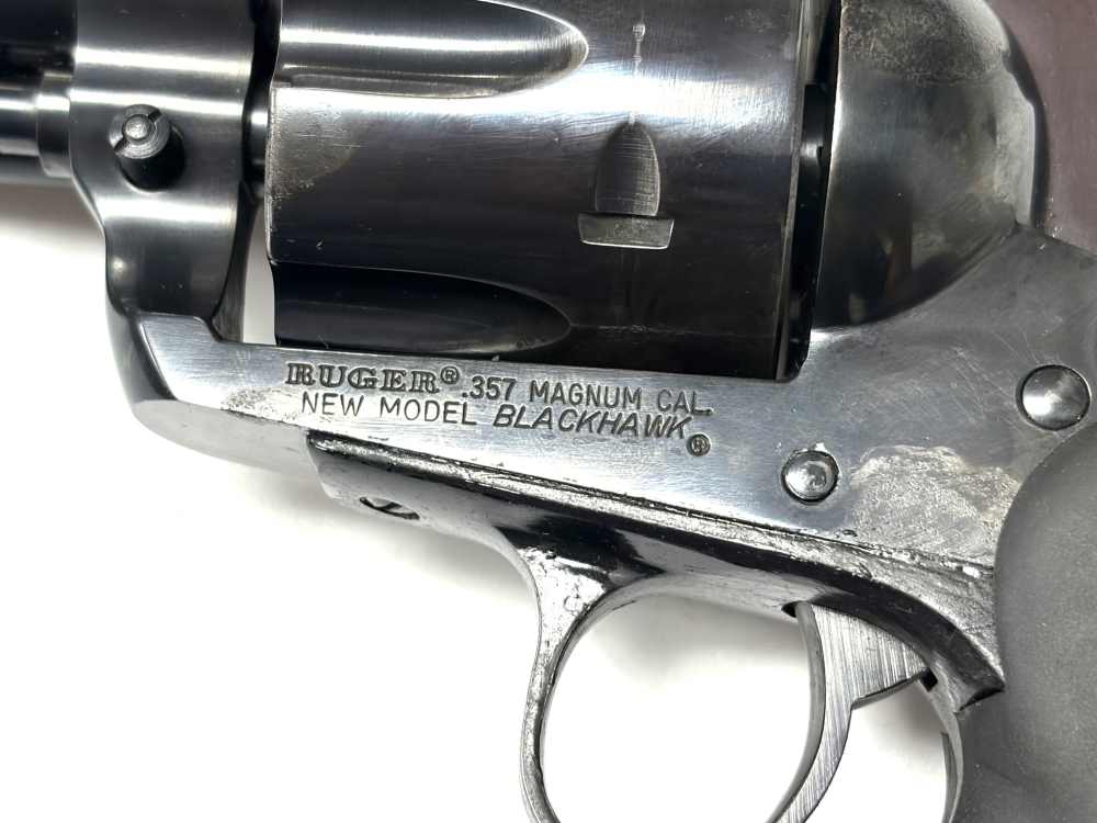RUGER BLACKHAWK 357 MAGNUM-img-4