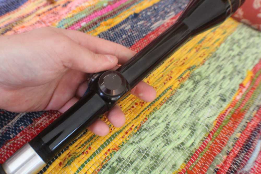 Gloss Leupold Benchrest Scope. AO 16-18 power range. -img-12