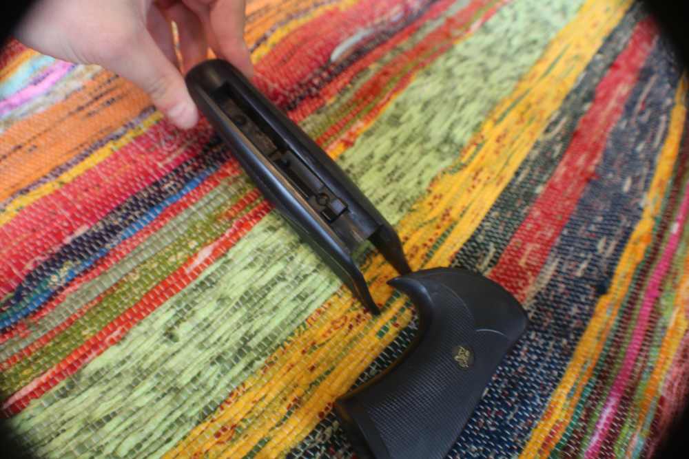 Thompson Center G1 Contender Pachmayer grip set.-img-3
