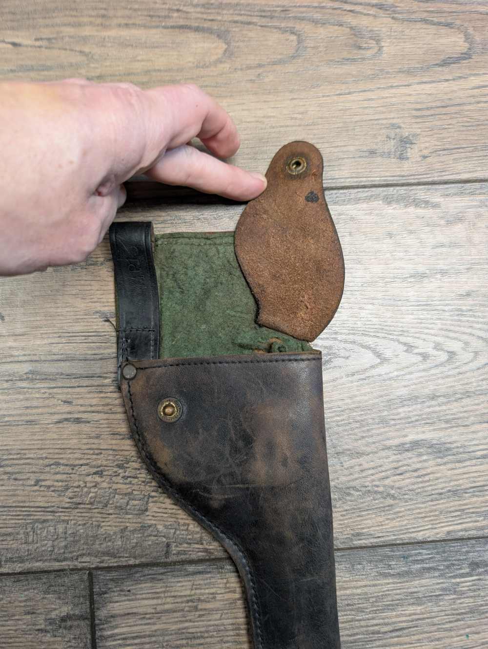 Vintage Leather Holster -img-2