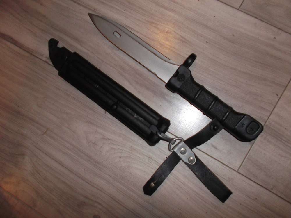 AK74 AK47 CIRCLE 10 BAYONET NEW, UNISSUED-img-0