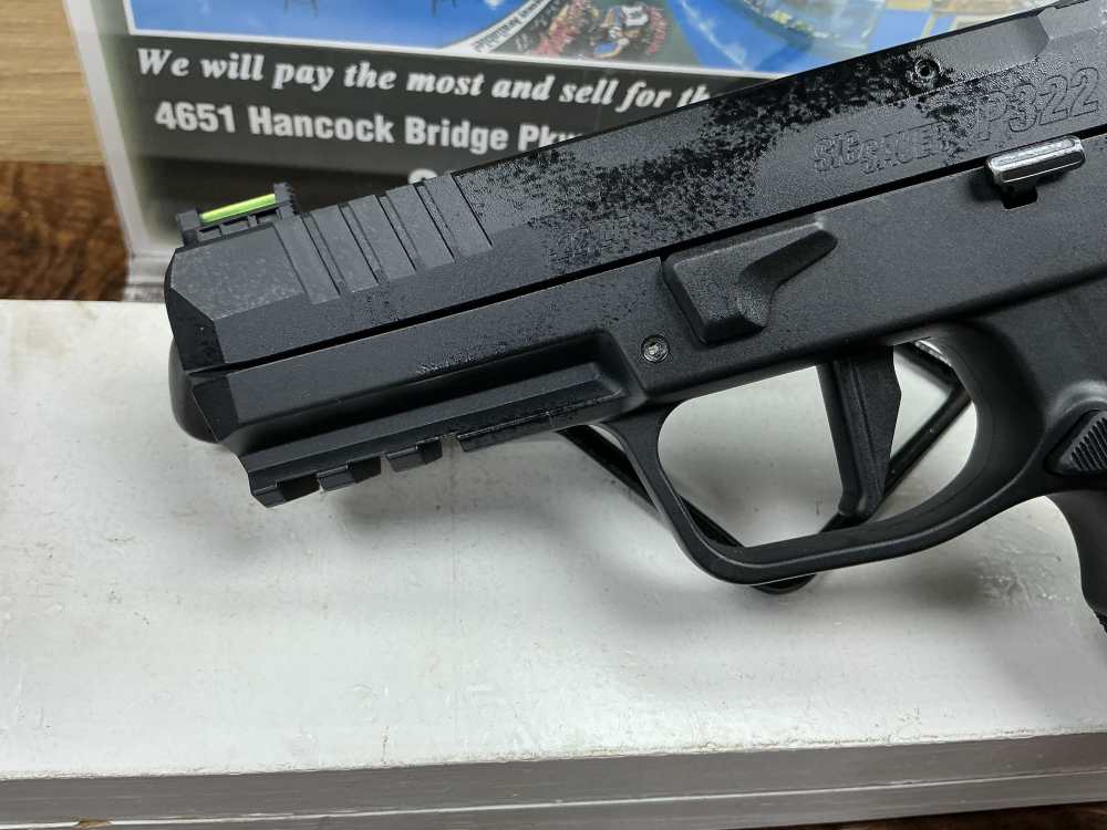 SIG SAUER 322 .22 LR 3 MAGS COMPLETE IN BOX LIKE NEW LAYAWAY AVAILABLE 10% -img-1
