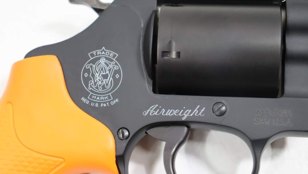 SMITH & WESSON MODEL 360 SURVIVAL KIT W/ S&W .357 REVOLVER-img-8