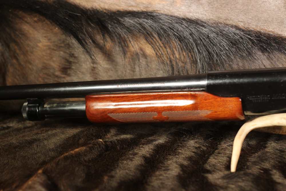Remington 870 Wingmaster - 12 Ga Magnum-img-11