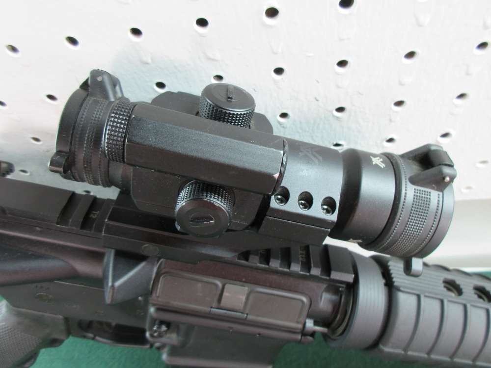 Del-Ton DTI-15 Rifle; 5.56mm; 16" brl; green dot-img-9