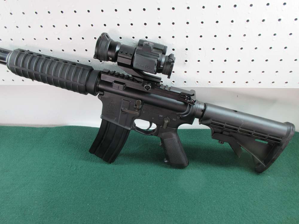 Del-Ton DTI-15 Rifle; 5.56mm; 16" brl; green dot-img-0
