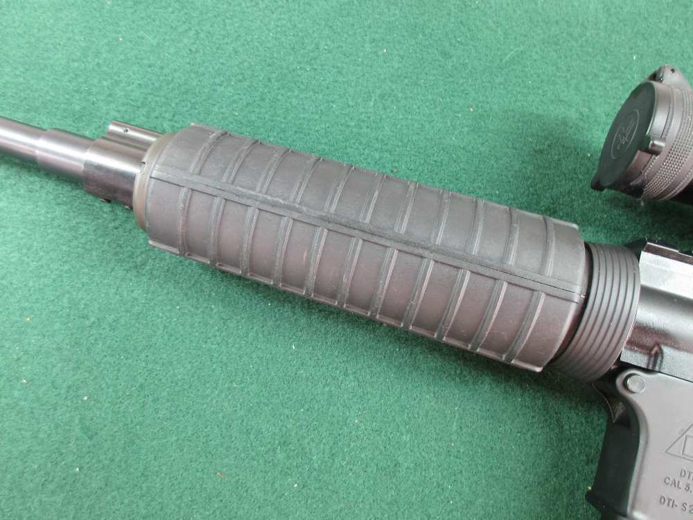 Del-Ton DTI-15 Rifle; 5.56mm; 16" brl; green dot-img-2