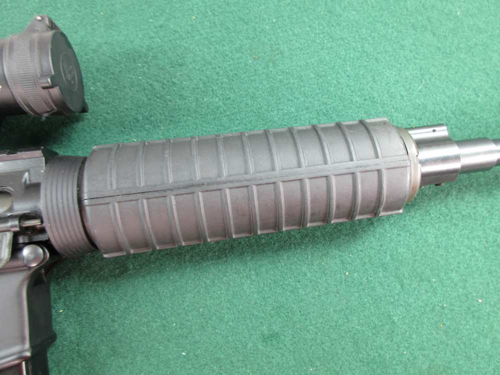 Del-Ton DTI-15 Rifle; 5.56mm; 16" brl; green dot-img-6