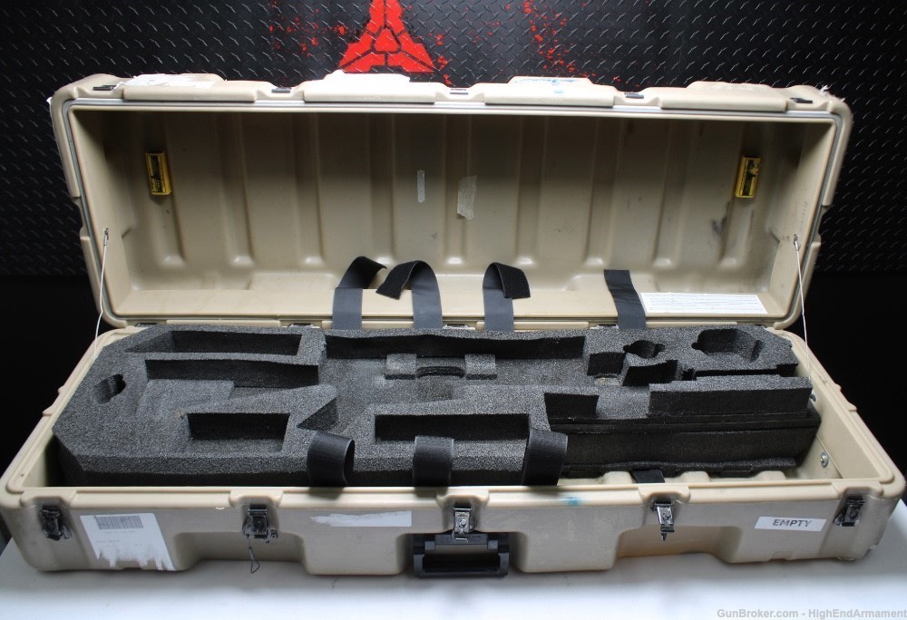 HIGHLY SOUGHT AFTER M110 HARDIGG CASE W/ FOAM INSERTS!-img-0