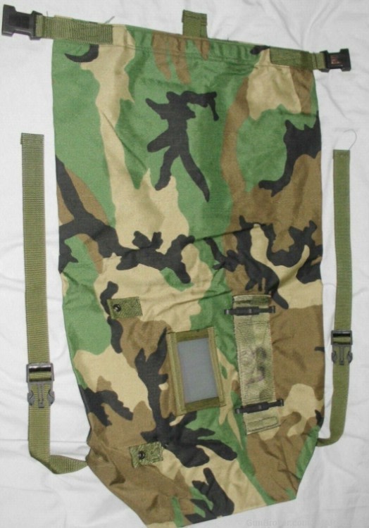 US MILITARY WOODLAND PROTECTIVE ENSEMBLE CARRYING BAG-img-0