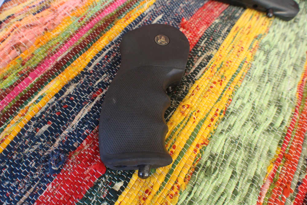 Thompson Center Encore/Prohunter Pachmayer grip set.-img-4