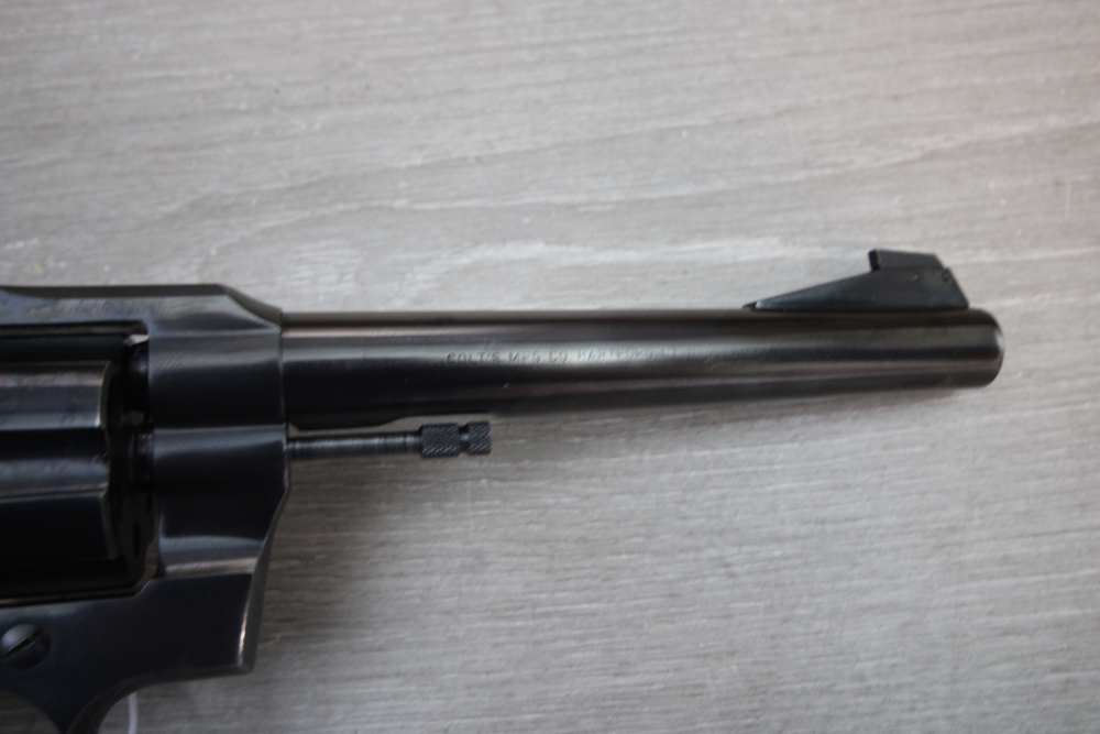 Colt Model Officers Model Match in 22 LR with 6" Barrel - Man. 1955. -img-10