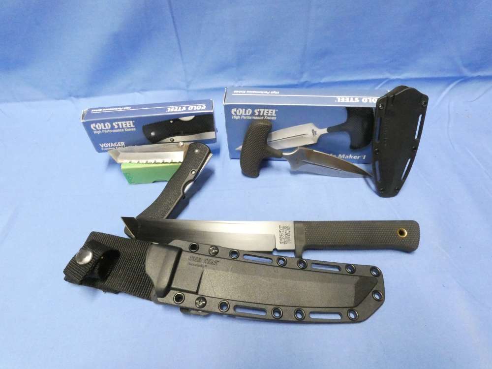 3-COLD STEEL KNIVES "THE BUNDLE" VOYAGER TANTO-SAFE MAKER I-RECON TANTO-img-0