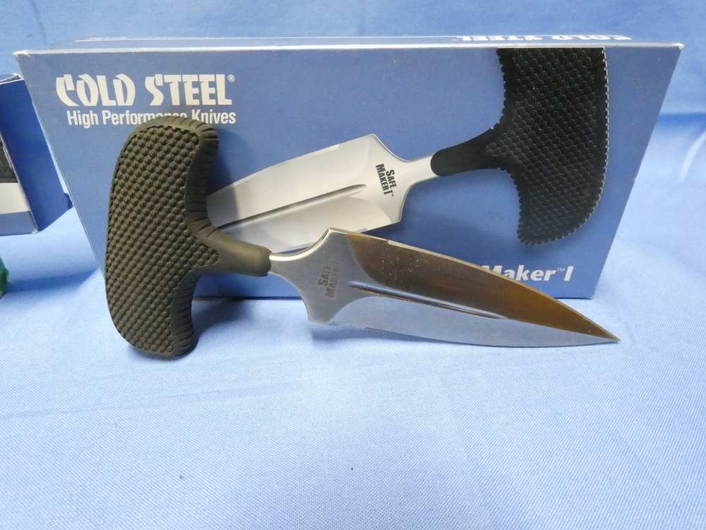 3-COLD STEEL KNIVES "THE BUNDLE" VOYAGER TANTO-SAFE MAKER I-RECON TANTO-img-16