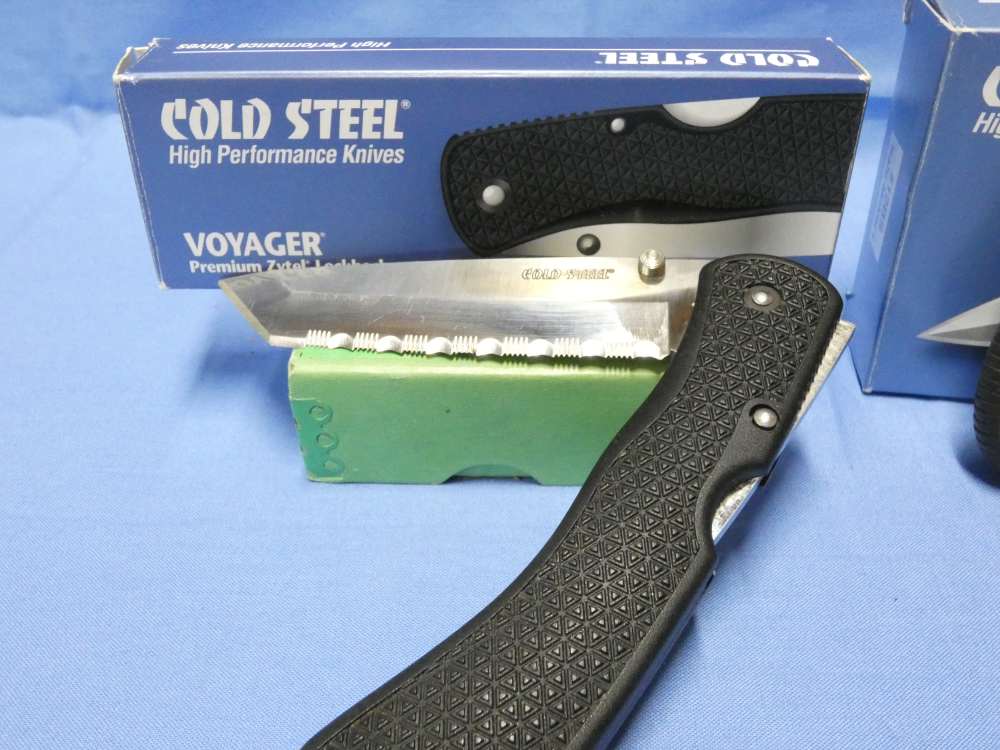 3-COLD STEEL KNIVES "THE BUNDLE" VOYAGER TANTO-SAFE MAKER I-RECON TANTO-img-11