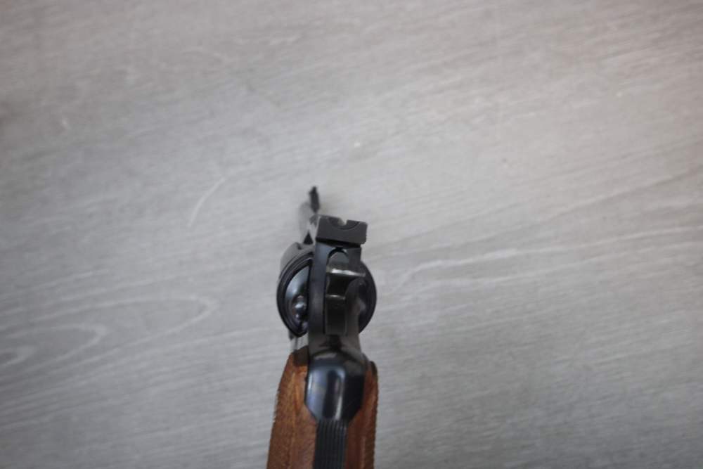 Nice Colt Model Officers Model Match in 22 LR with 6" Barrel - Man. 1957. -img-11