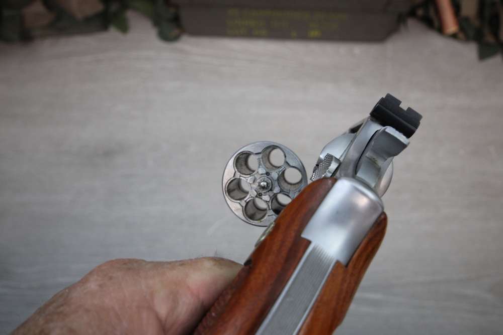 Smith & Wesson Model 66-1 in 357 Mag with 4" Barrel - Pinned & Recessed.-img-14