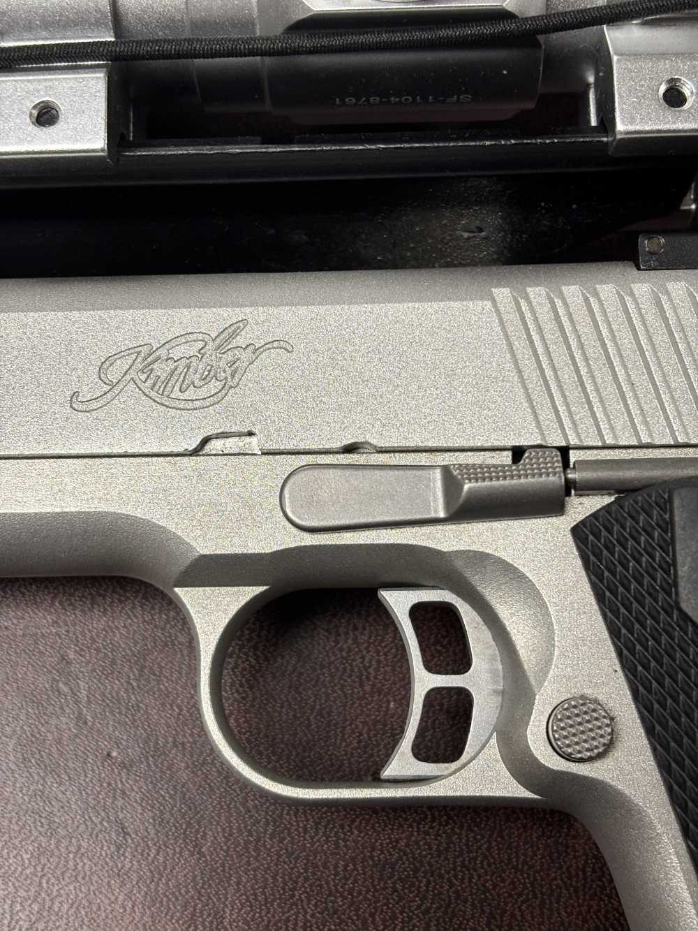 KIMBER 1911 RIMFIRE TARGET 22LR W/ RED DOT OPTIC. NO RESERVE -img-11