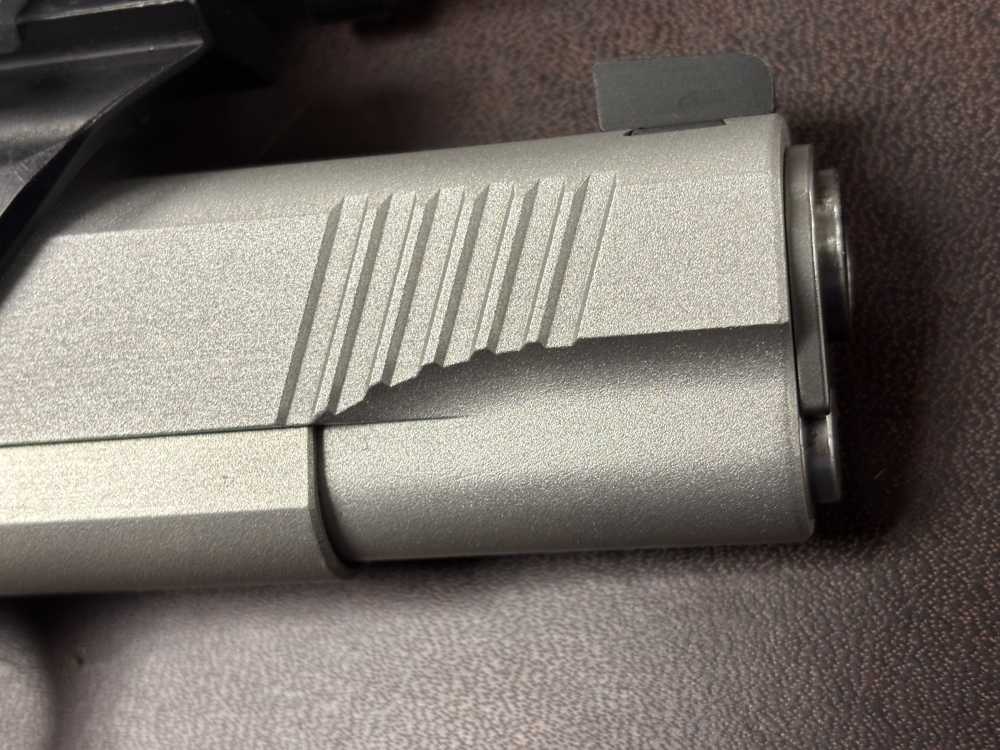 KIMBER 1911 RIMFIRE TARGET 22LR W/ RED DOT OPTIC. NO RESERVE -img-5