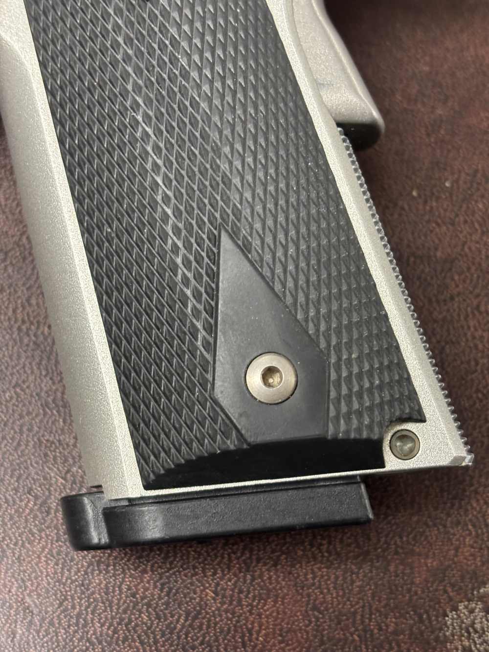 KIMBER 1911 RIMFIRE TARGET 22LR W/ RED DOT OPTIC. NO RESERVE -img-9