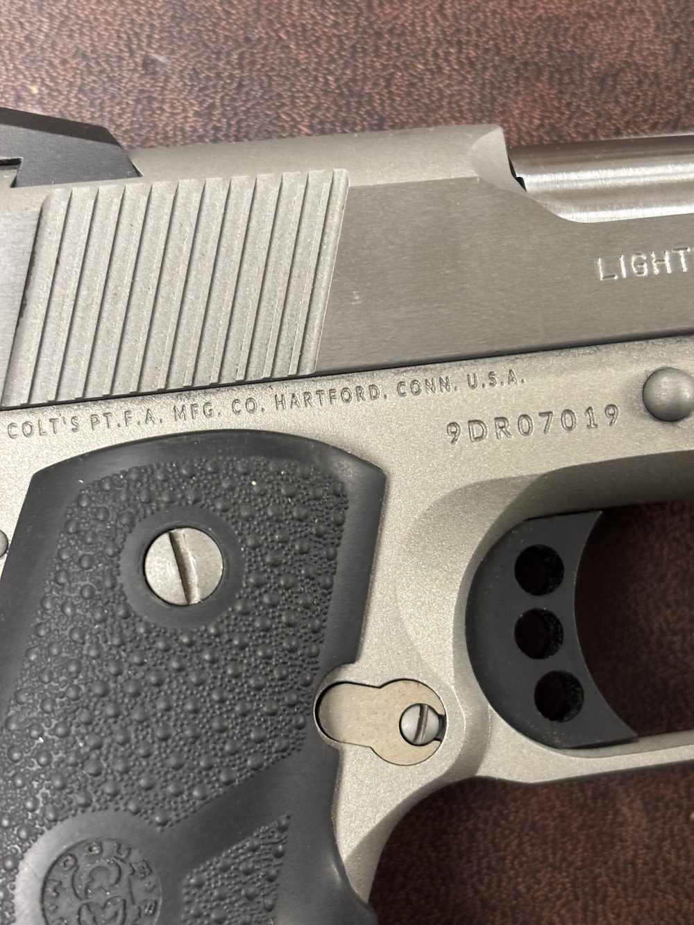 COLT LIGHTWEIGHT DEFENDER 9MM SEMIAUTOMATIC. NO RESERVE -img-4
