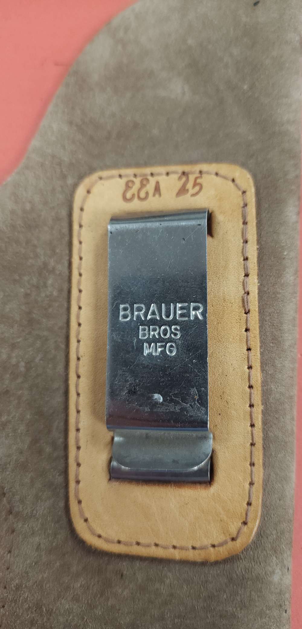 BRAUER BROS. MFG R/H IWB SUEDE HOLSTER-img-1
