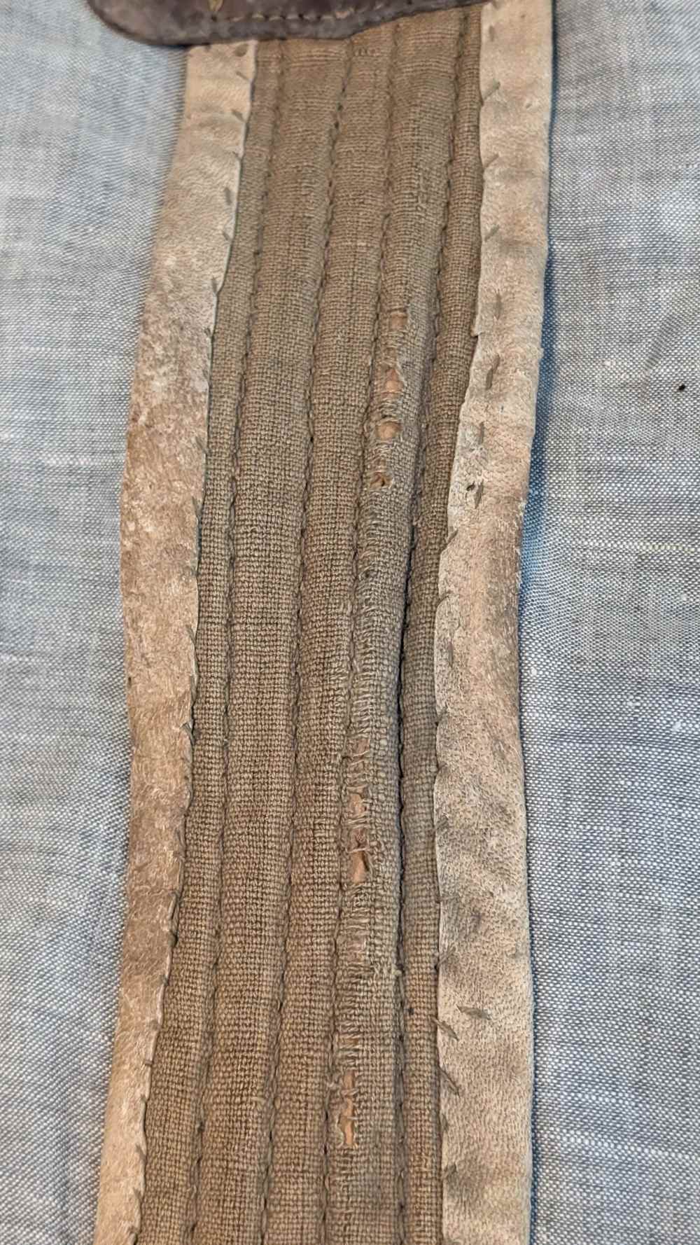 WW2 Japanese Officer Sword Belt with Unique Leather Field Repairs-img-11