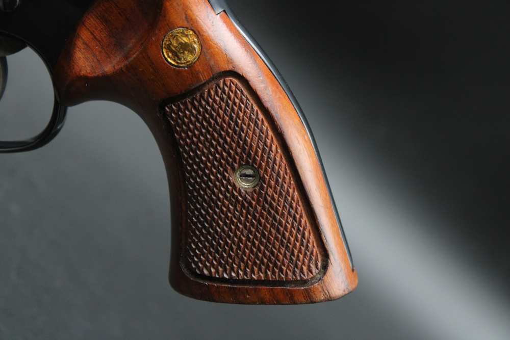 1979 Smith & Wesson 10-8 .38 SPL 4" 6 Shot 3 Screw K-Frame Military Police-img-2
