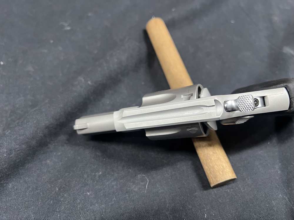 Taurus 85 Ultra Lite 38 special revolver SPL 2” stainless alloyed -img-7