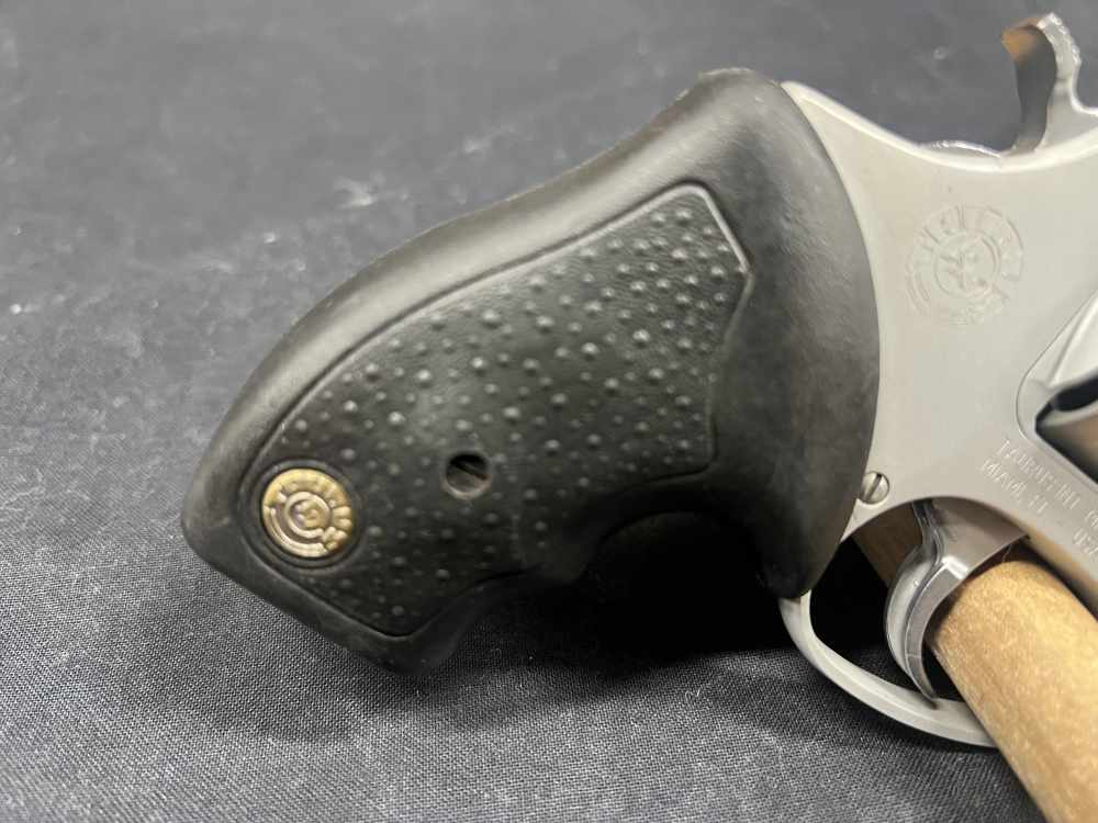 Taurus 85 Ultra Lite 38 special revolver SPL 2” stainless alloyed -img-1