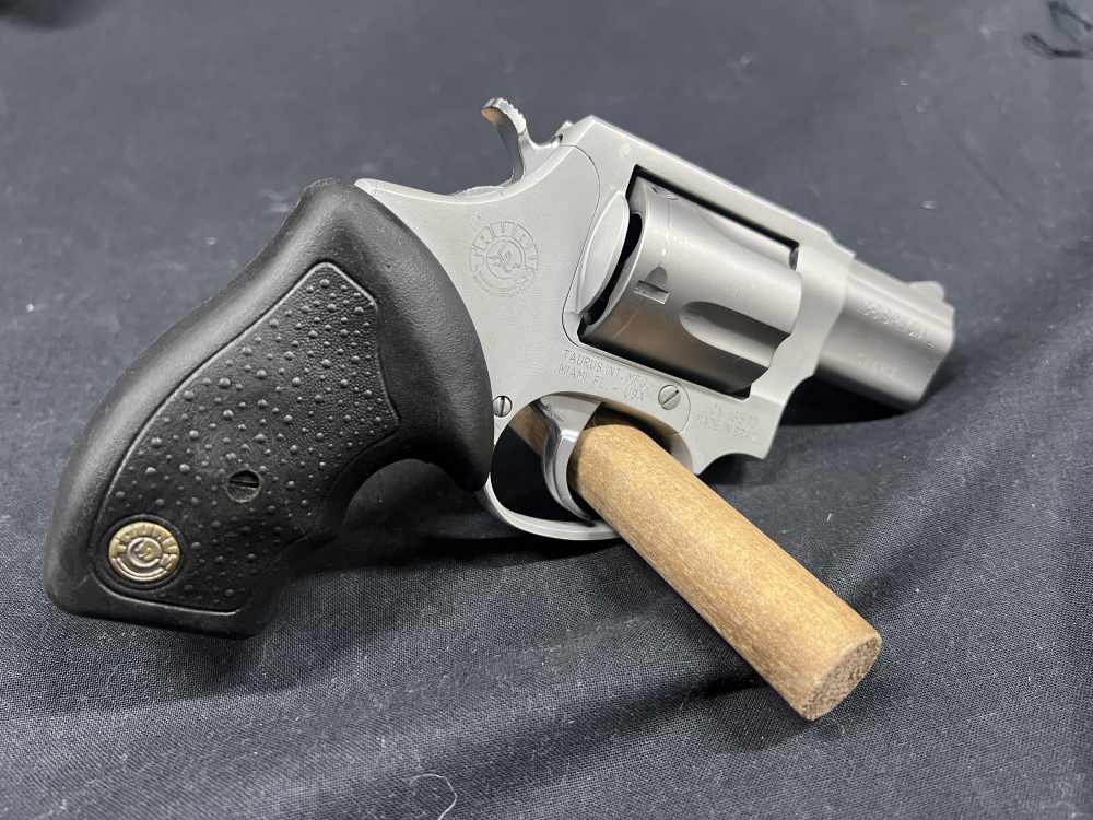Taurus 85 Ultra Lite 38 special revolver SPL 2” stainless alloyed -img-0
