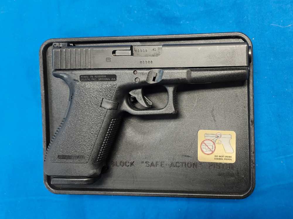 RARE FIRST RUN GLOCK 21 GEN 2 .45 ACP - EXCELLENT, ORIGINAL BOX-img-1